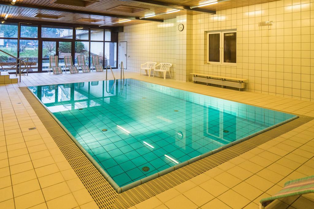 Hotel Zur Post Pirna Bagian luar foto